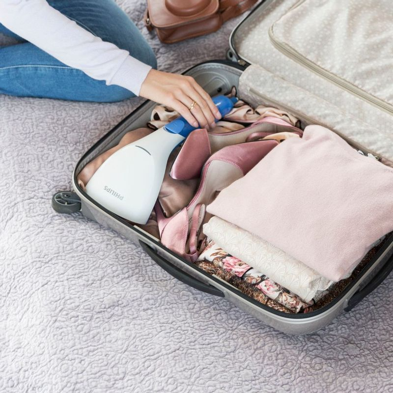 Vaporizador de Prendas y Planchado Vertical Philips GC361