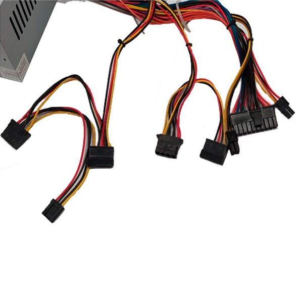 Fuente de Poder ATX 650W Ultra Silenciosa UTEK UT-ATX650