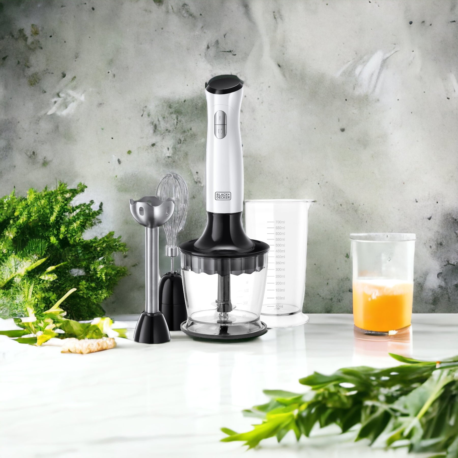 Batidora De Inmersion 3 en 1 Black + Decker 700W HB24710-CL