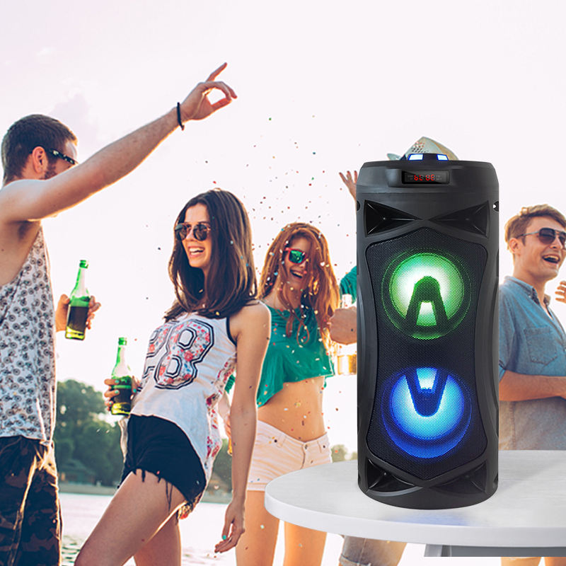 Parlante Portátil Recargable con Bluetooth Fujitel 3220 LED