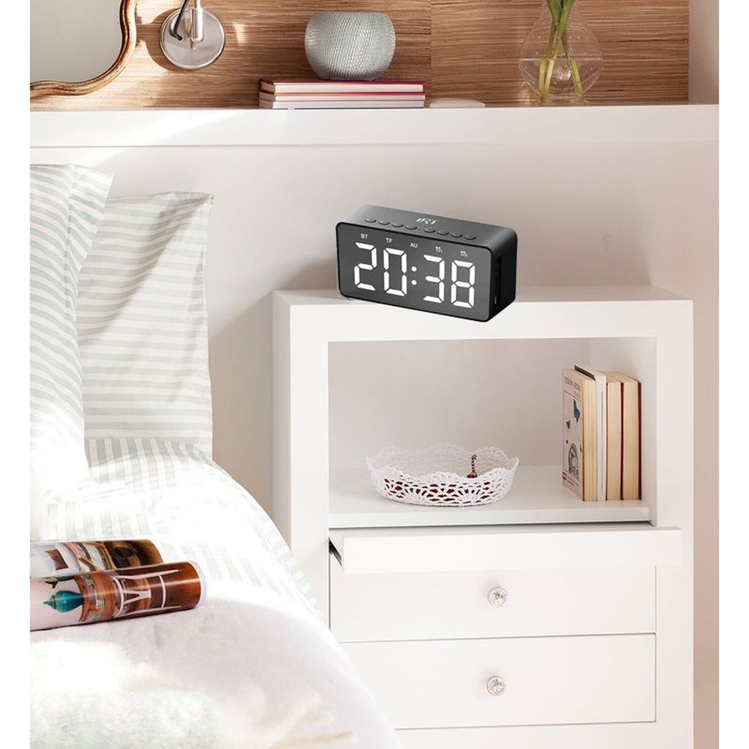 Radio Reloj Despertador IRT LED con Bluetooth/Fm/MicroSD