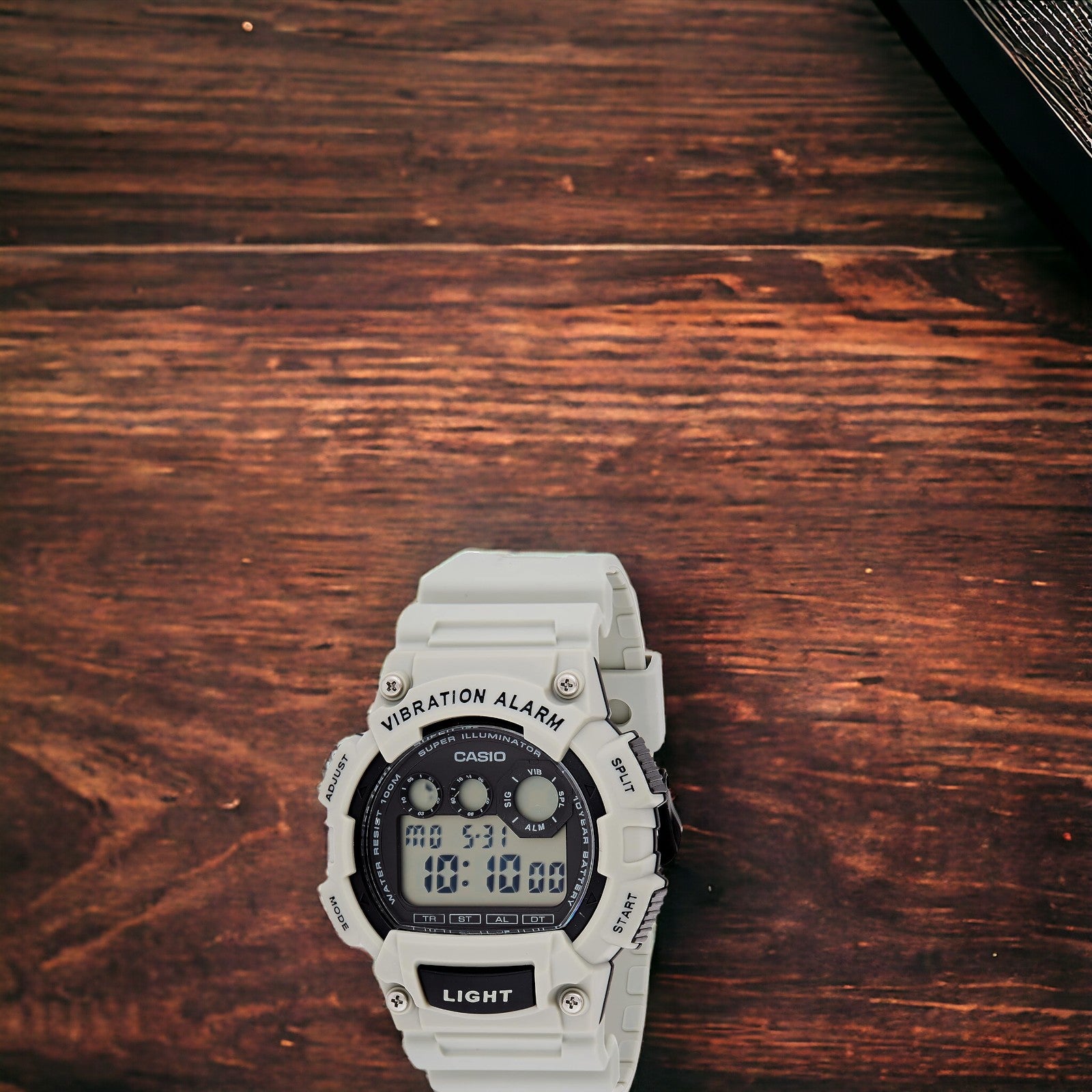 Reloj Casio de Hombre con Alarma de Vibración W-735H-8A2VDF