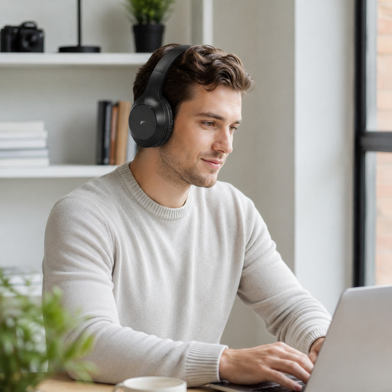 AUDIFONOS FUJITEL BH662 NEGRO BLUETOOTH