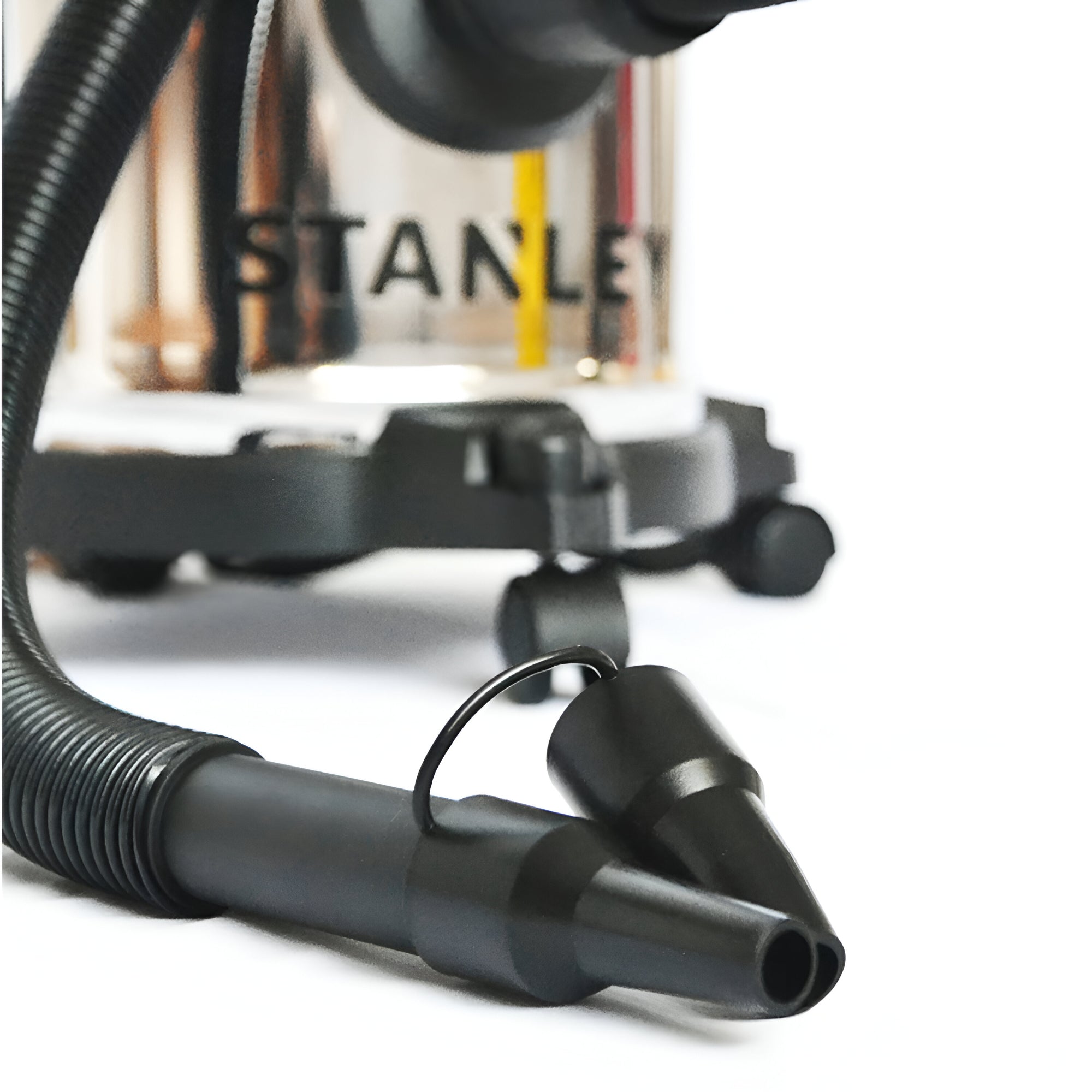 Aspiradora y Sopladora Stanley Inox 15LT 960W Seco y Humedo