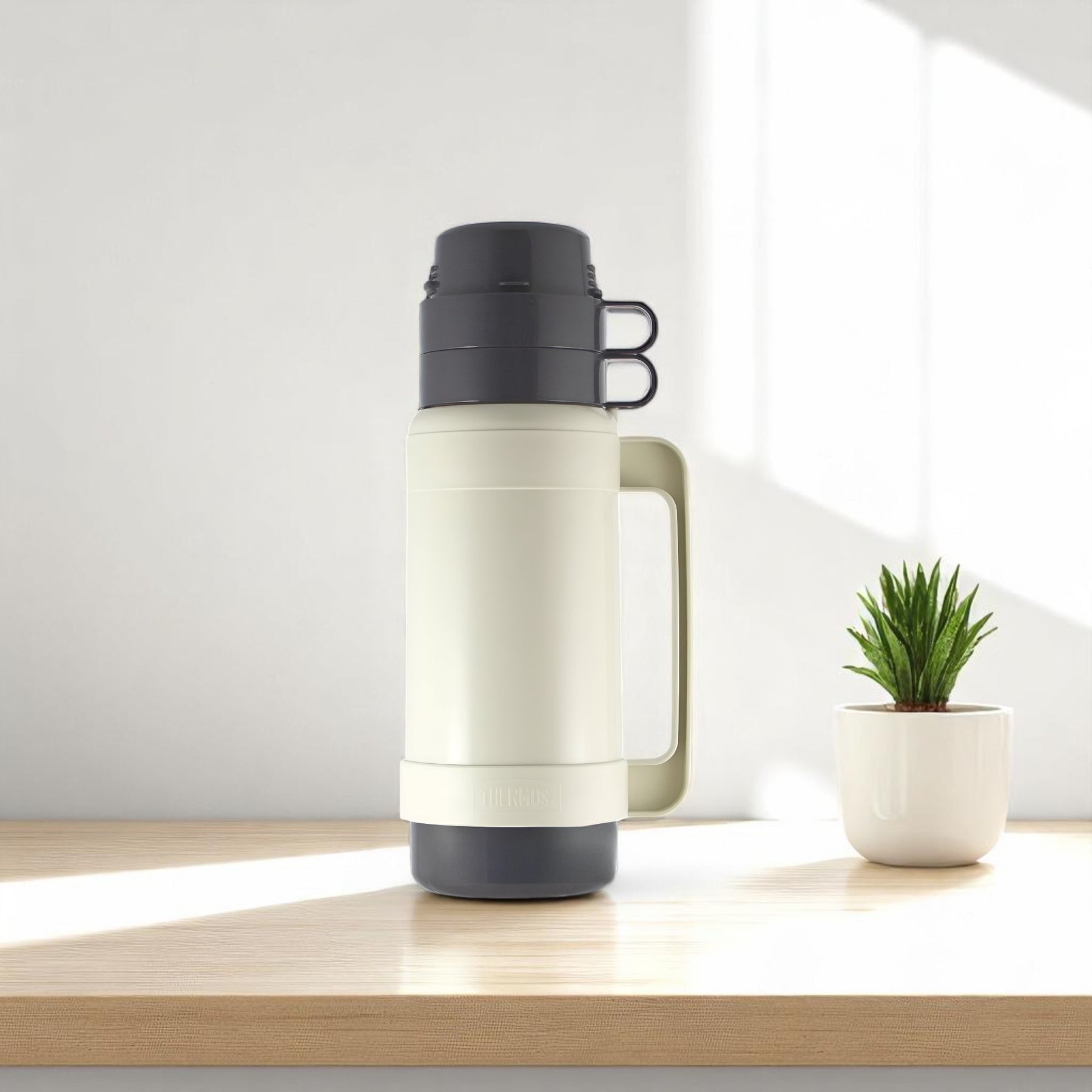 TERMO Para Líquidos 1.8 Litros THERMOS 32-180-C6 Blanco