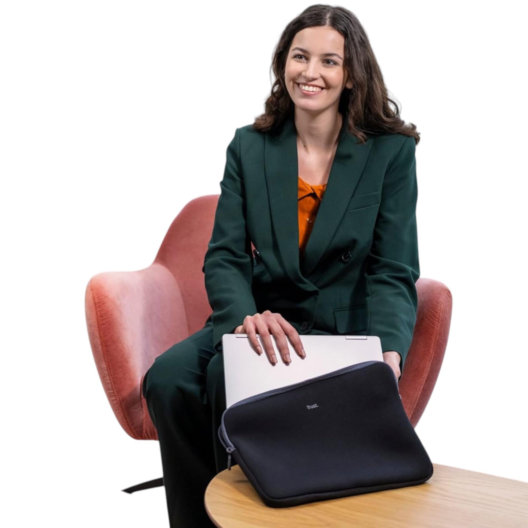 Funda Notebook & Macbook Trust Primo Sleeve Soft 13.3" Black