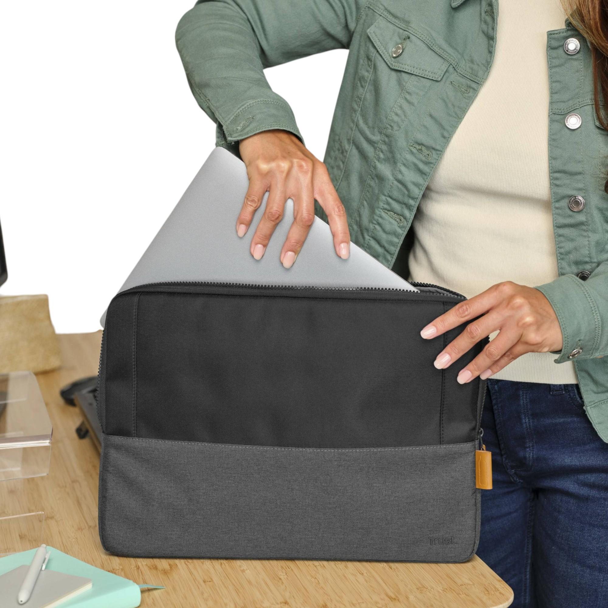 Funda para Notebooks 16" Max Trust Lisboa Black Pack