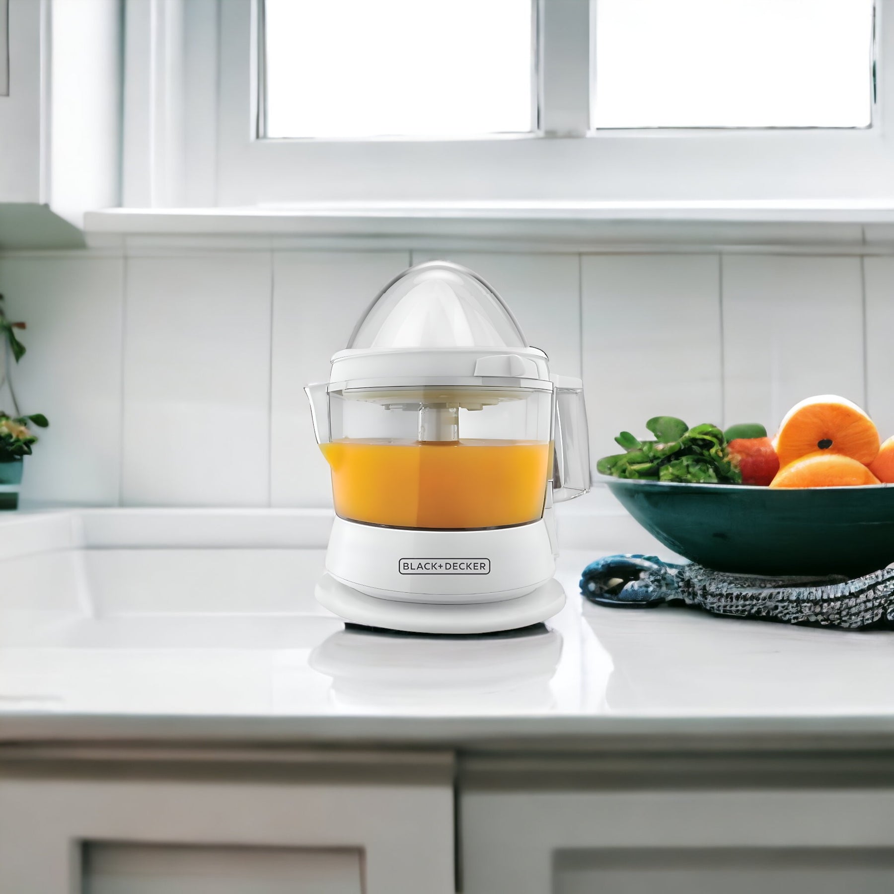 Exprimidor Eléctrico Multiuso Black + Decker 1LT CJ650W-CL