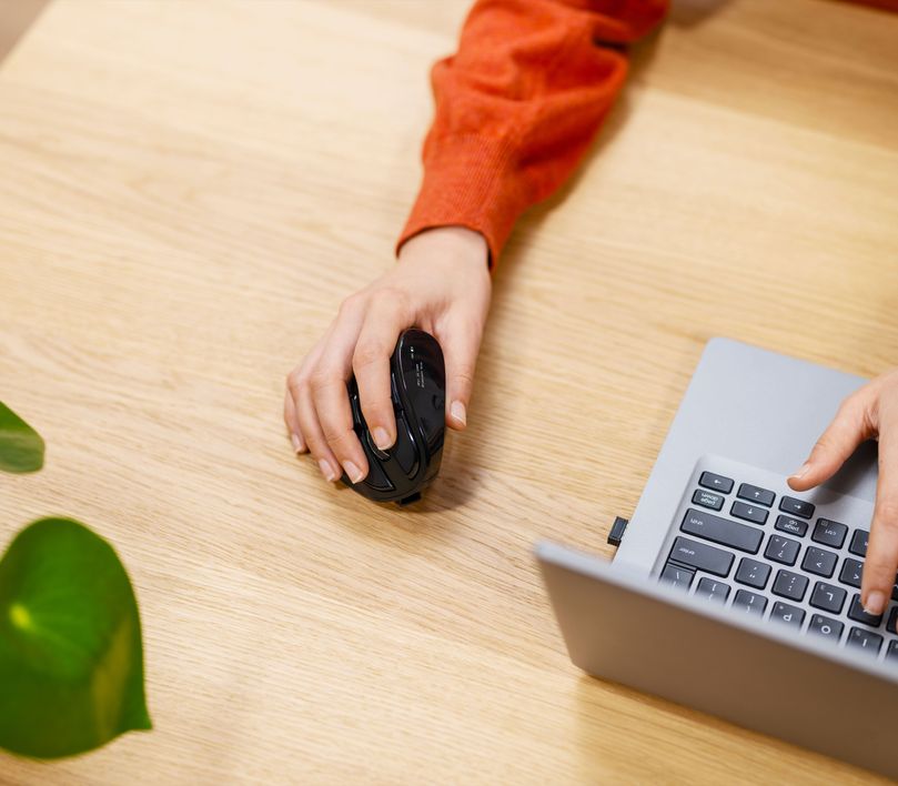 Mouse Ergonomico Profesional Trust Voxx Bluetooth Recargable