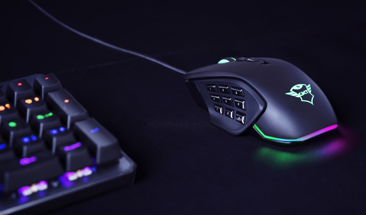 Mouse Gamer Ergonomico Trust Morfix GXT 970 RGB + Paneles laterales