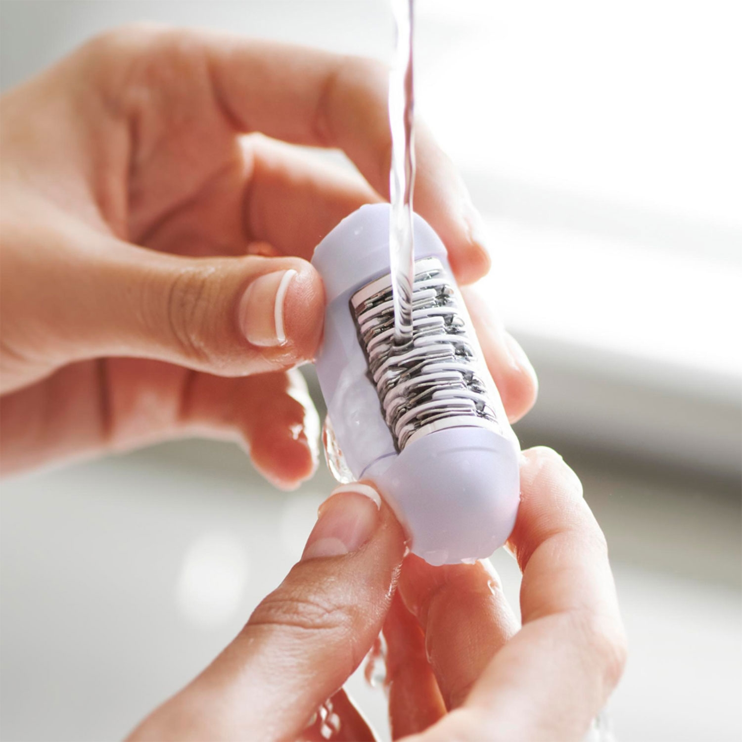 Depiladora Satinelle Essential Philips BRE225 Deluxe Edition