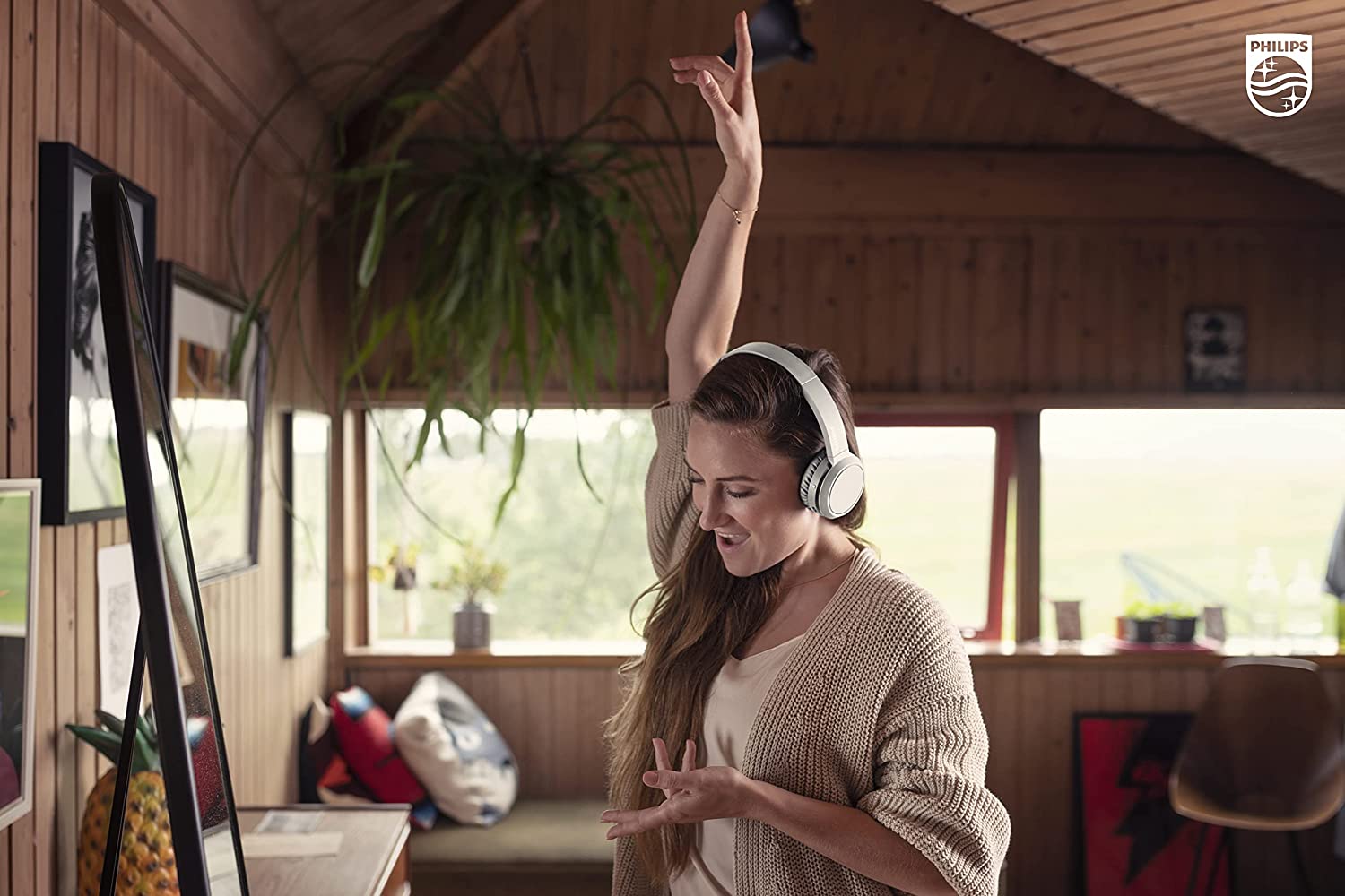 Audífonos Bluetooth Philips 4205 Big Bass 26 Horas de Música