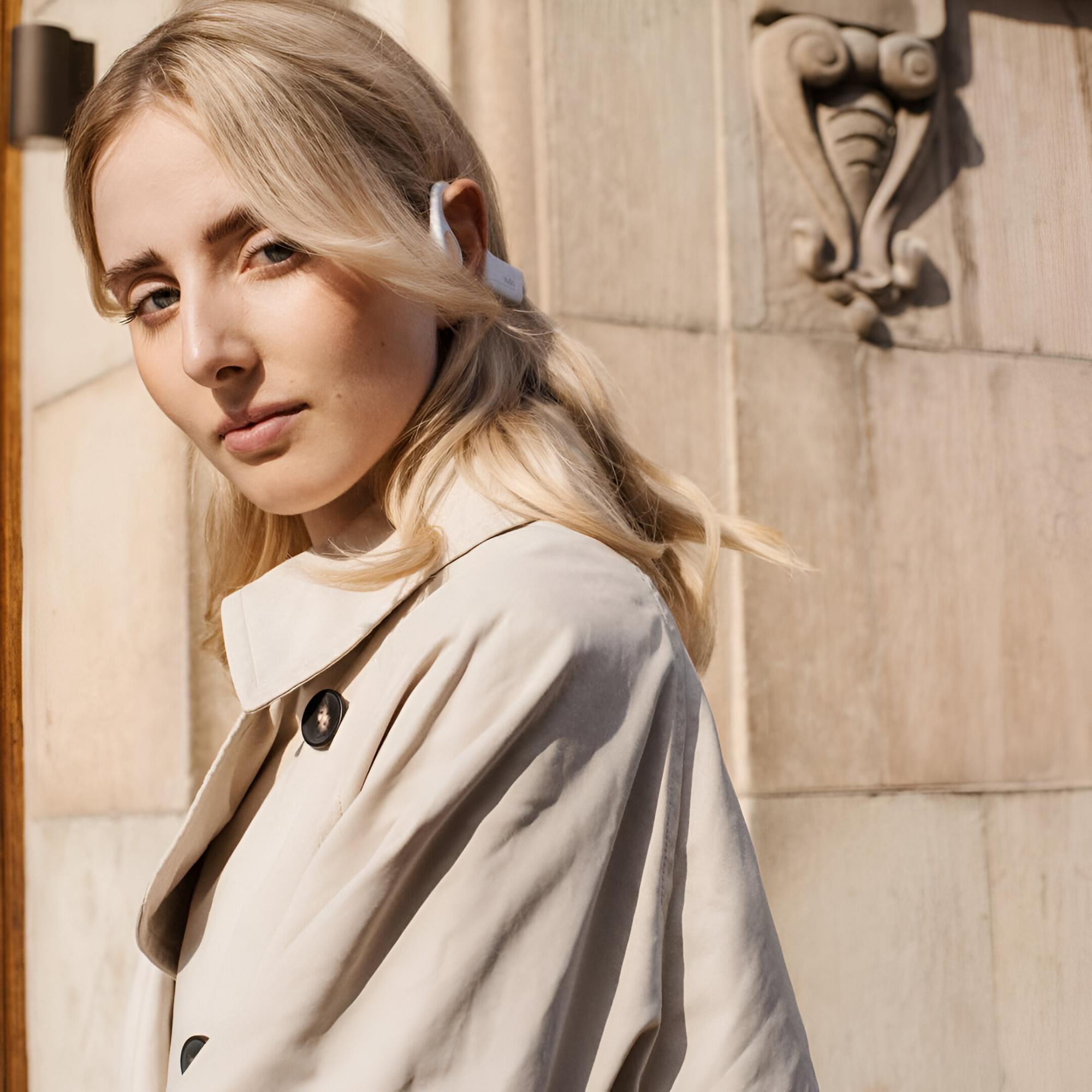 Audífonos Premium Sudio B2 Conducción Osea Bluetooth White