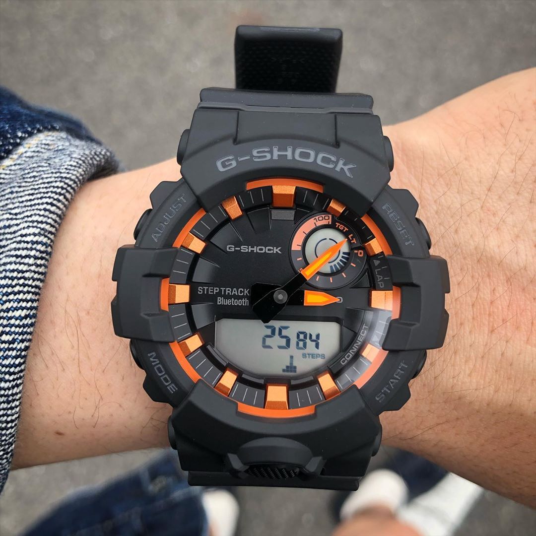 Reloj Deportivo G-SHOCK GBA-800SF-1ADR Step Tracker BT