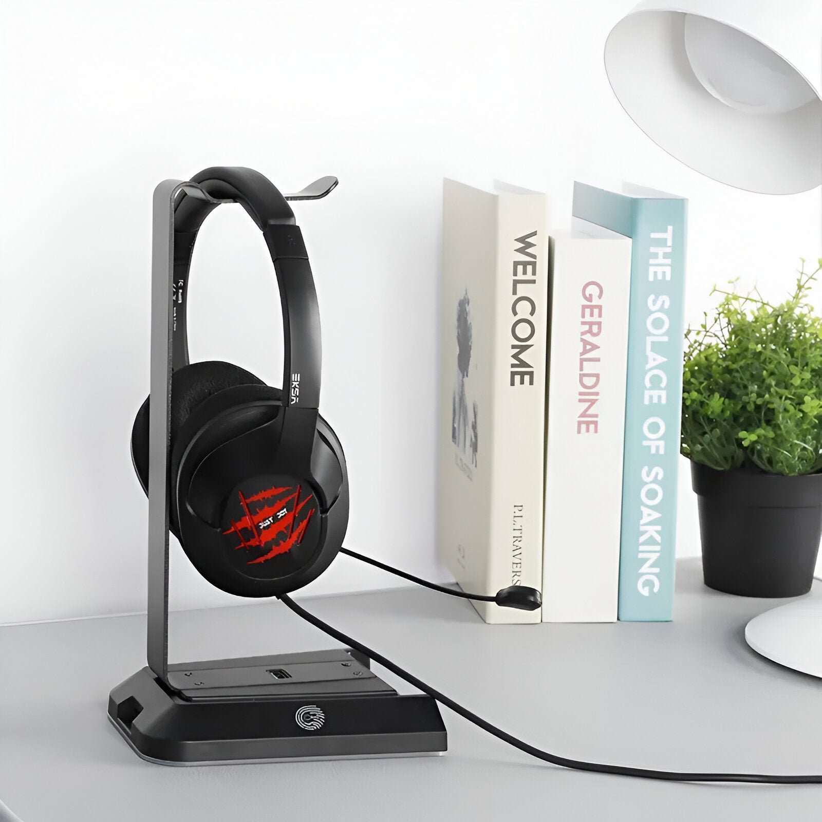 Soporte de Audífonos Full RGB Multimedia 7.1 + Puertos USB