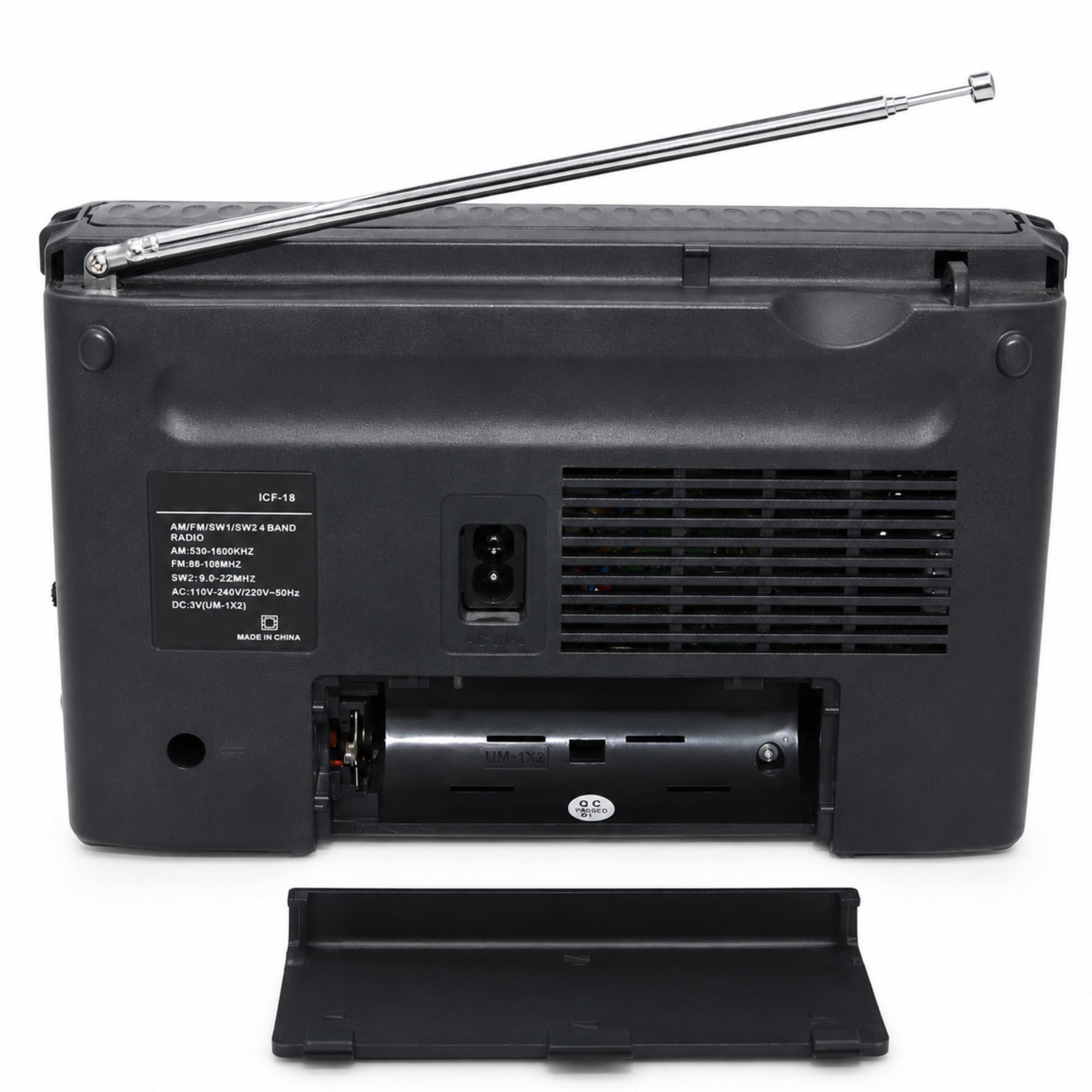 Radio AM / FM Multibandas Recargable a Pilas y Corriente 18R