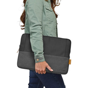 Funda para  Notebooks 16" Max Trust Lisboa Black Pack