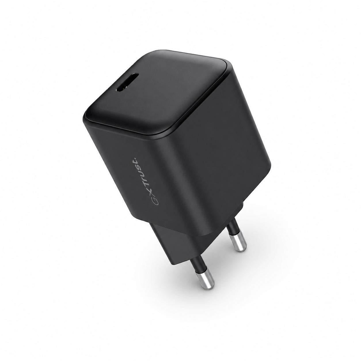 Cargador Trust para Nintendo Switch 65W PD + Cable USB-C 2M GXT 1258
