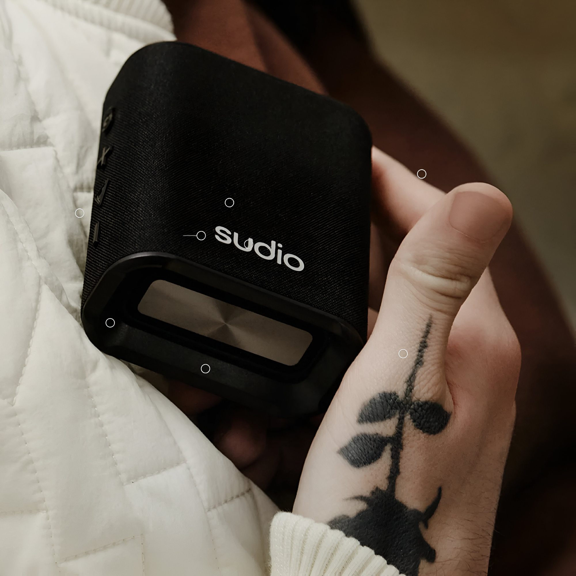 Parlante Sudio Premium S2 TWS Bluetooth Black Edition 7H