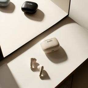 Audífonos Sudio Premium Line Earphones A1 TWS MIDNIGHT WHITE