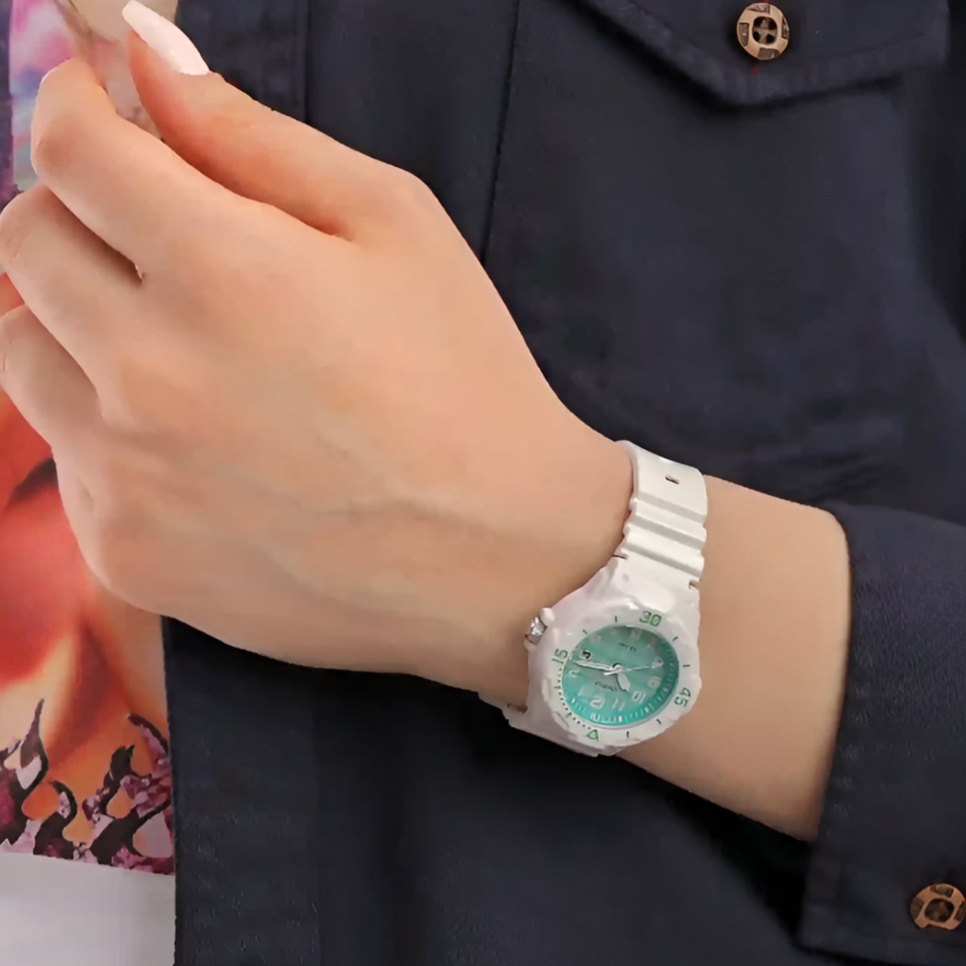 Reloj Casio de Niña LRW-200H-3CVDF Blanco / Verde