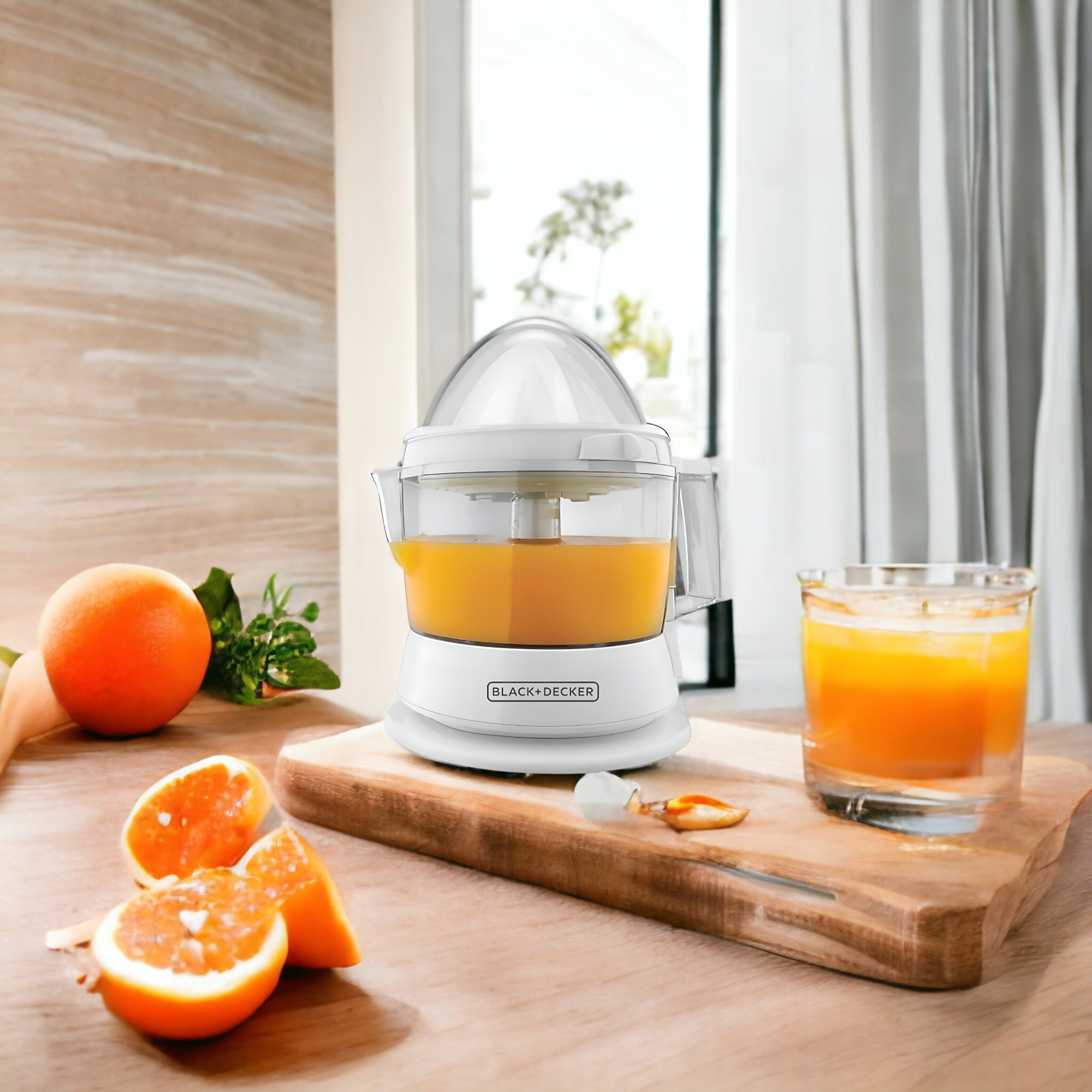 Exprimidor Eléctrico Multiuso Black + Decker 1LT CJ650W-CL