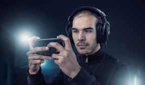 Audifonos Gamer Trust Zamak Gxt 414 Multiplataformas 53mm