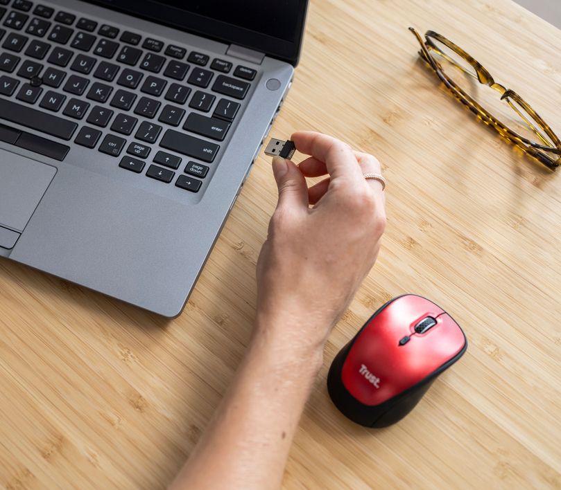 Mouse Inalámbrico Silencioso Trust YVI Eco Friendly RD 24550